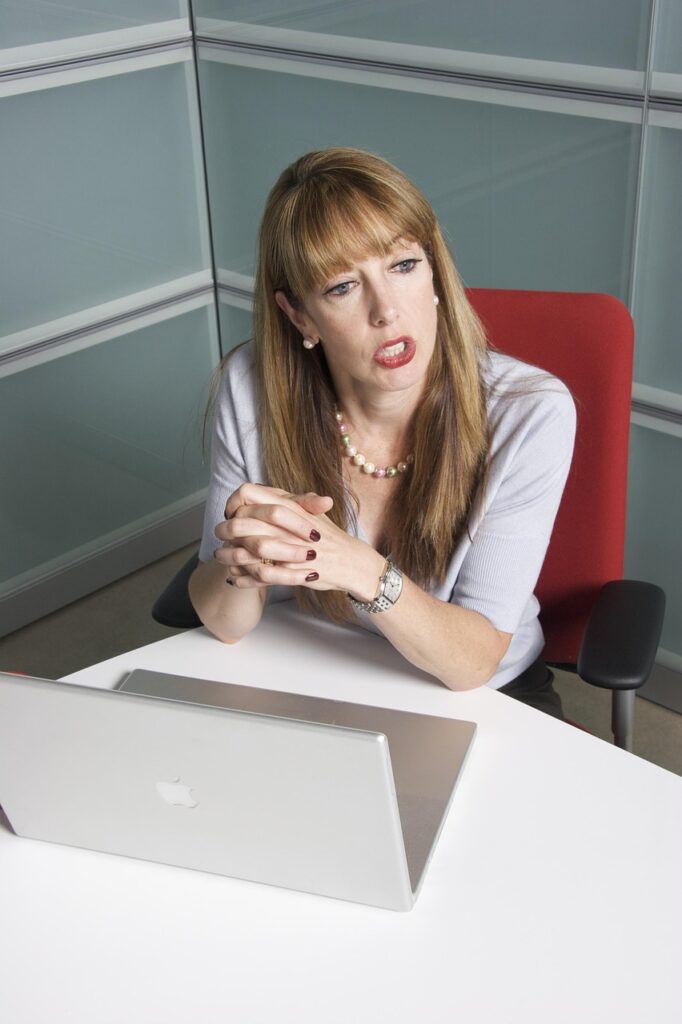 Navigating Emotional Dynamics in Negotiations Navigating Emotional Dynamics in Negotiations