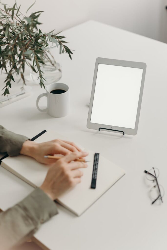 Case Studies: Successful Networking ROI Case Studies: Successful Networking ROI