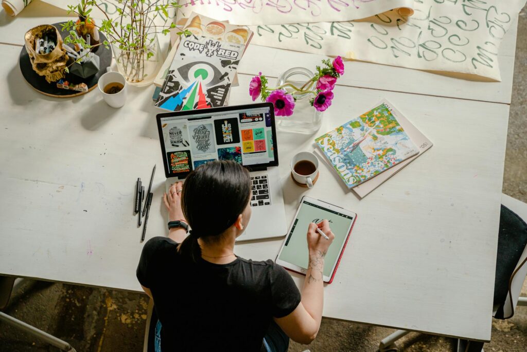 Online Courses vs. In-Person Workshops