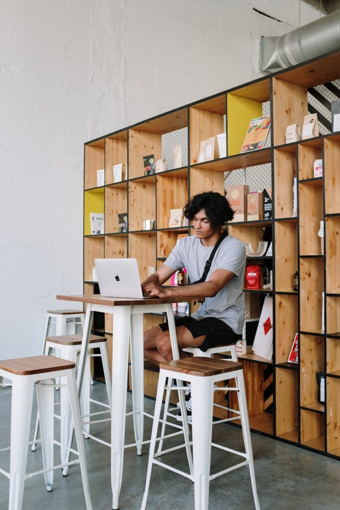 Best Practices for Using VPNs on Public Wi-Fi Best Practices for Using VPNs on Public Wi-Fi
