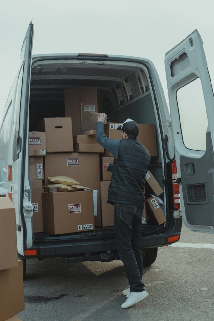 Best Practices for Fulfillment and Distribution in Dual Channels