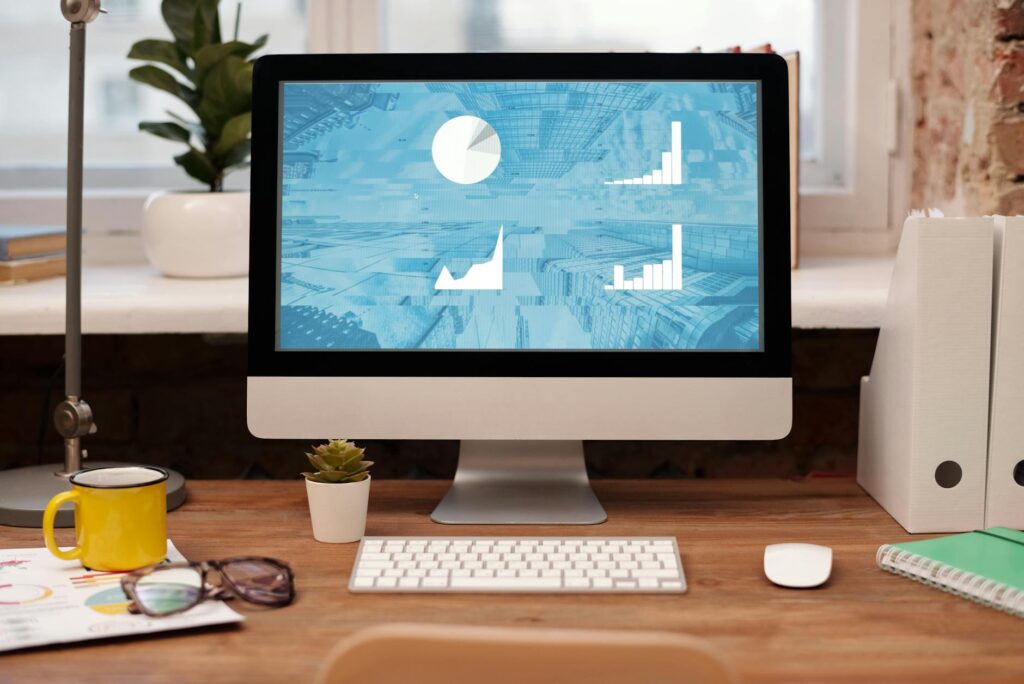 Tools and Techniques for Balancing Creativity and Data in Marketing