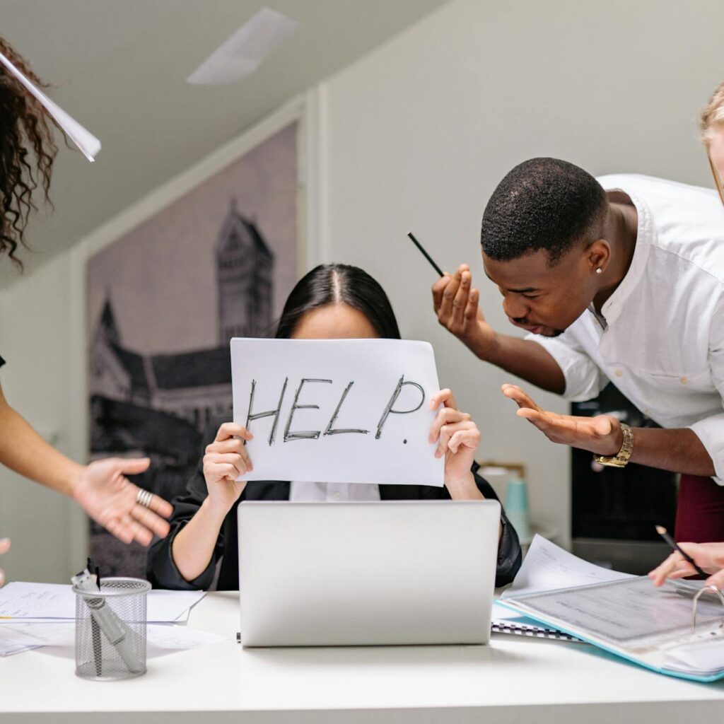 Effective Communication with Team Members Under Pressure