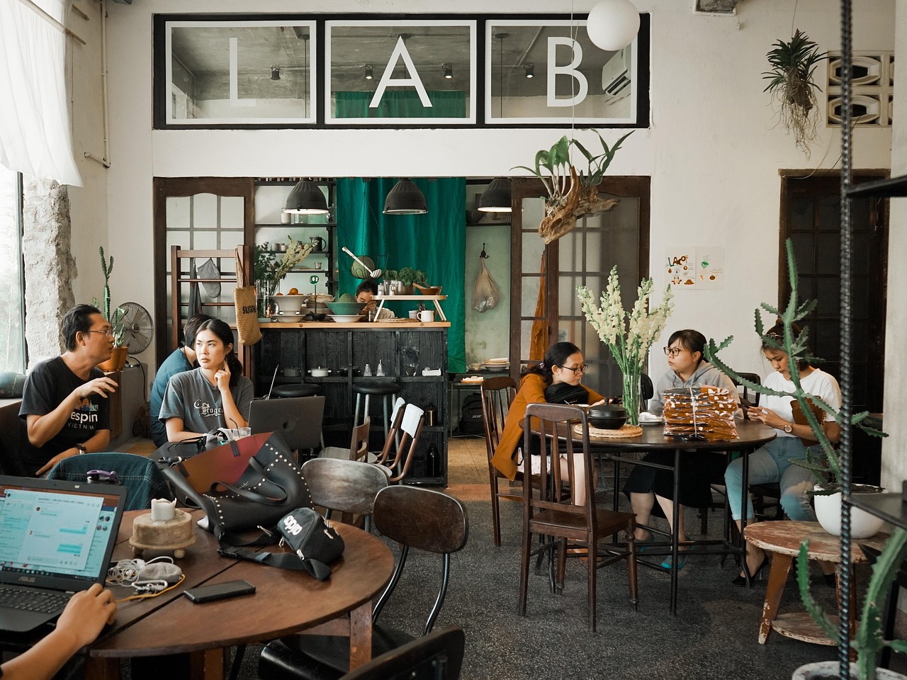 Fostering Collaboration and Innovation in Remote Engineering Teams