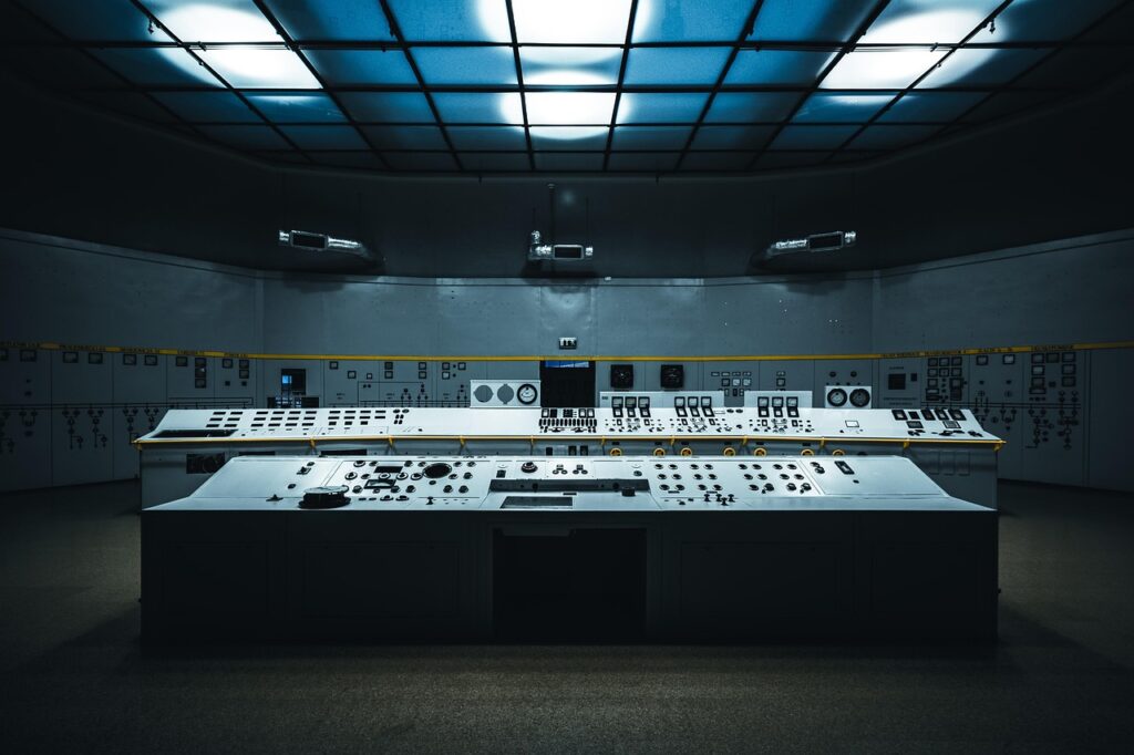 Enhancing Inventory Control Through E-Learning Enhancing Inventory Control Through E-Learning