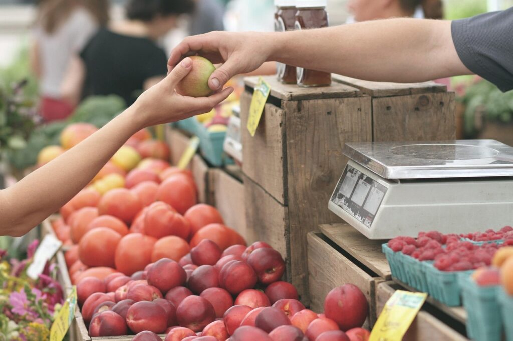 Cultural Sensitivity in Customer Interactions Cultural Sensitivity in Customer Interactions