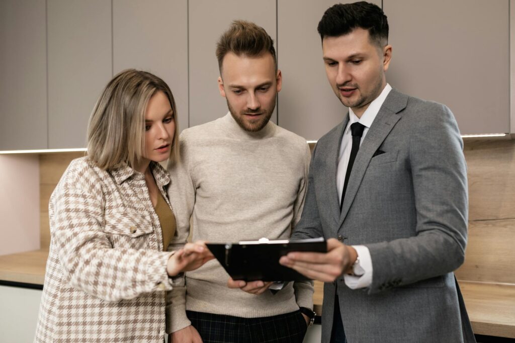 Evaluating the Success of Risky Strategies with Clients Evaluating the Success of Risky Strategies with Clients