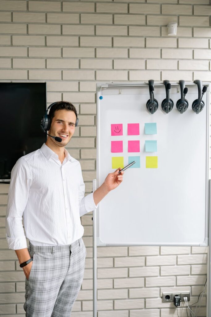 Embracing Technology in Sales Coaching Embracing Technology in Sales Coaching