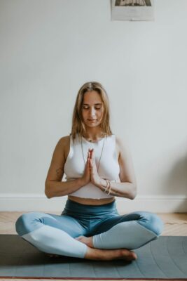 Setting Boundaries: How to Help Clients Struggling to Separate Work from Home Life