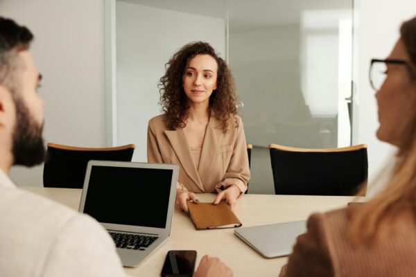 Tips for Improving Communication in Virtual Interviews for Successful Candidate Interactions