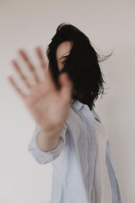 Dealing with Sensitive HR Issues: Addressing Employee Discomfort from a Colleague’s Behavior