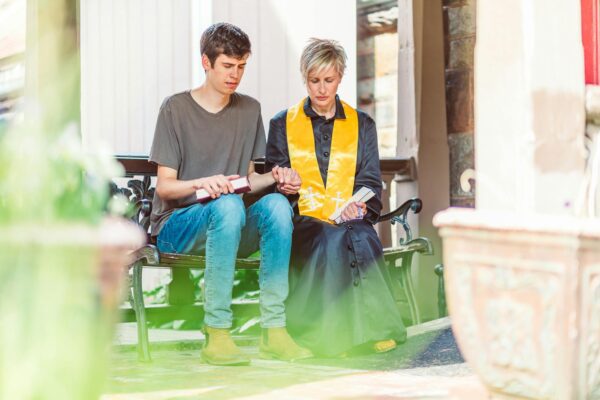 How to Overcome Roadblocks When a Team Member Resists Feedback: Strategies for Driving Progress