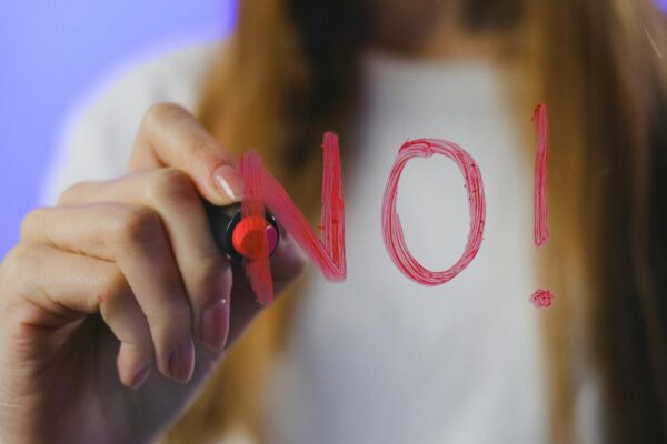 Conquering Fear of Job Rejection: Tips to Navigate the Job Market and Secure New Roles