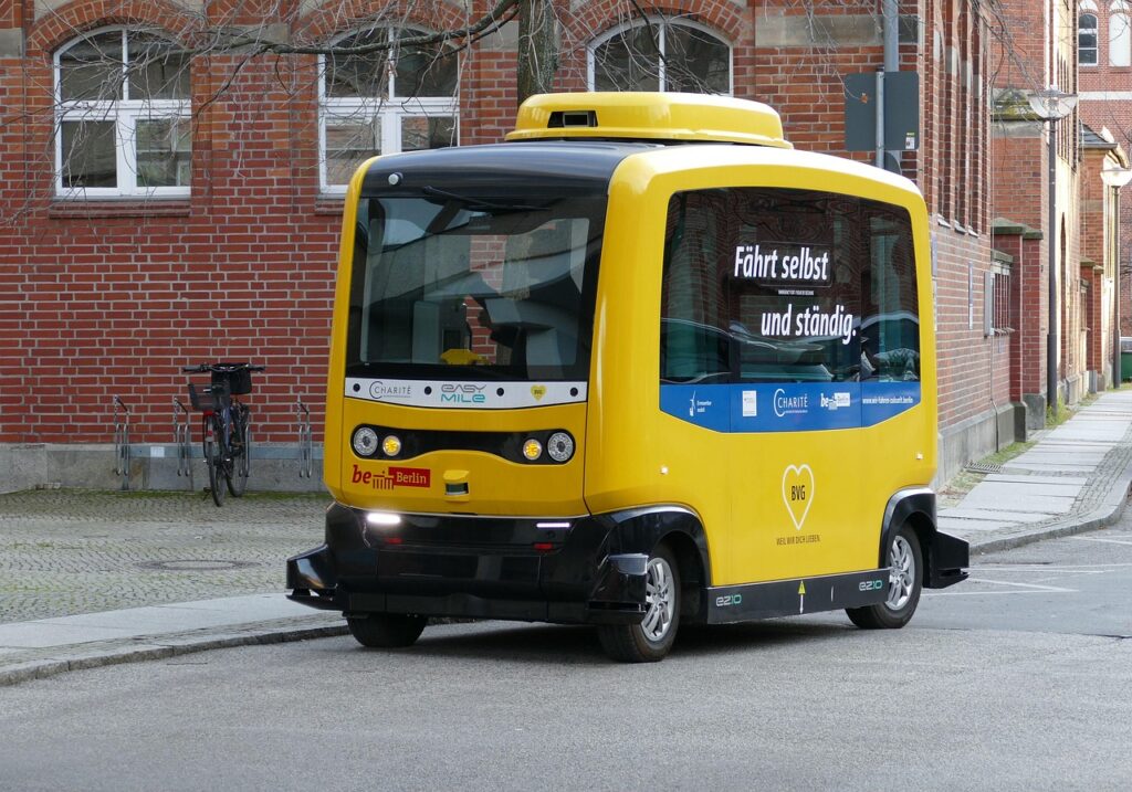The Role of HR in Shaping the Future of Autonomous Vehicle Technology The Role of HR in Shaping the Future of Autonomous Vehicle Technology
