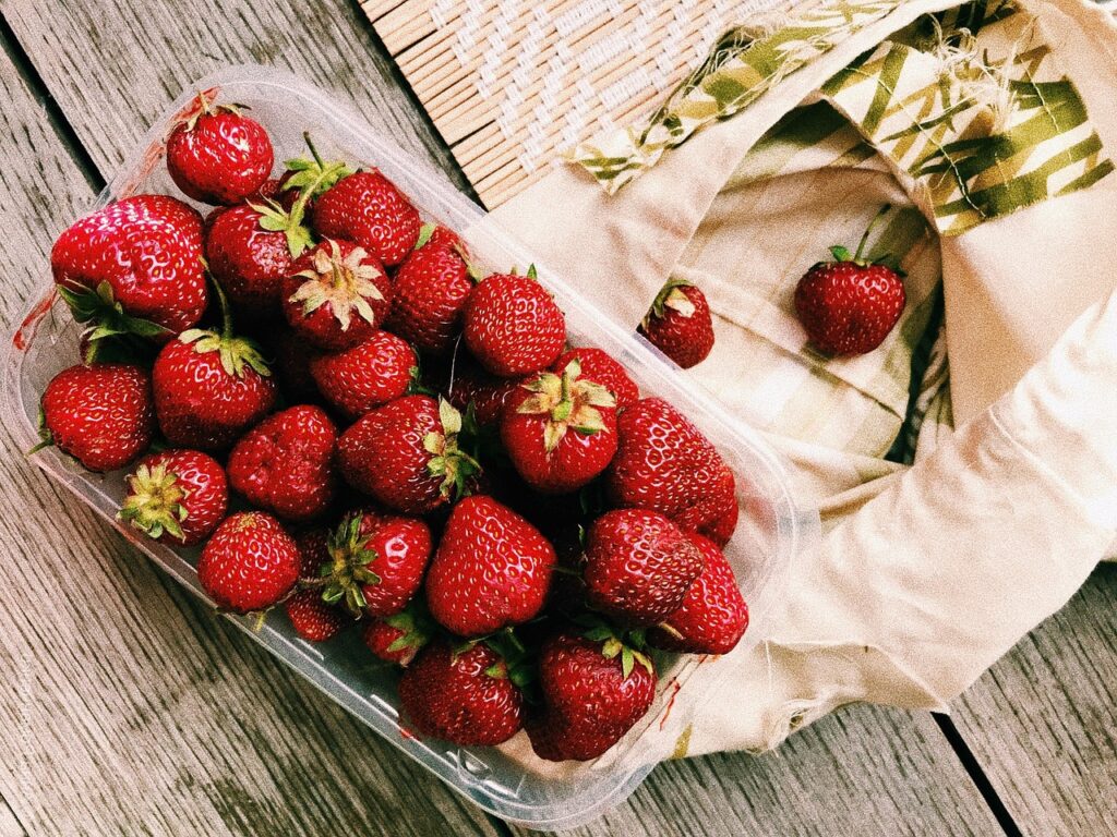 The Link Between Healthy Eating and Employee Engagement: How Nourishing Meal Delivery Can Drive Motivation The Link Between Healthy Eating and Employee Engagement: How Nourishing Meal Delivery Can Drive Motivation