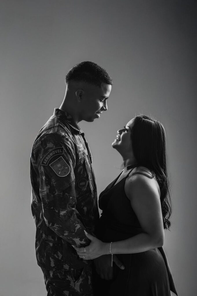 The Role of Emotional Intelligence in Fostering Strong Relationships at Work