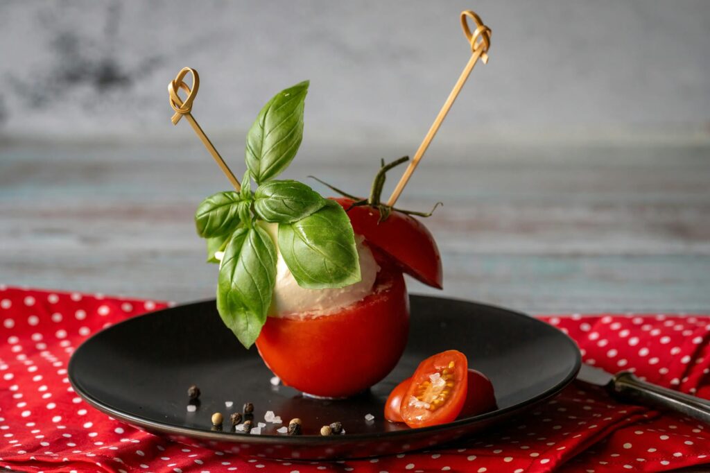The Role of the Mediterranean Diet in Preventing Burnout and Promoting Work-Life Balance The Role of the Mediterranean Diet in Preventing Burnout and Promoting Work-Life Balance