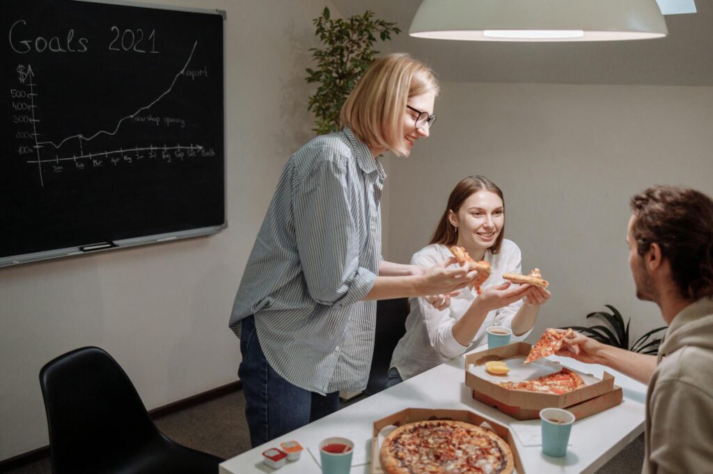 The Impact of Mindful Eating on Employee Productivity and Engagement satisfaction with meals