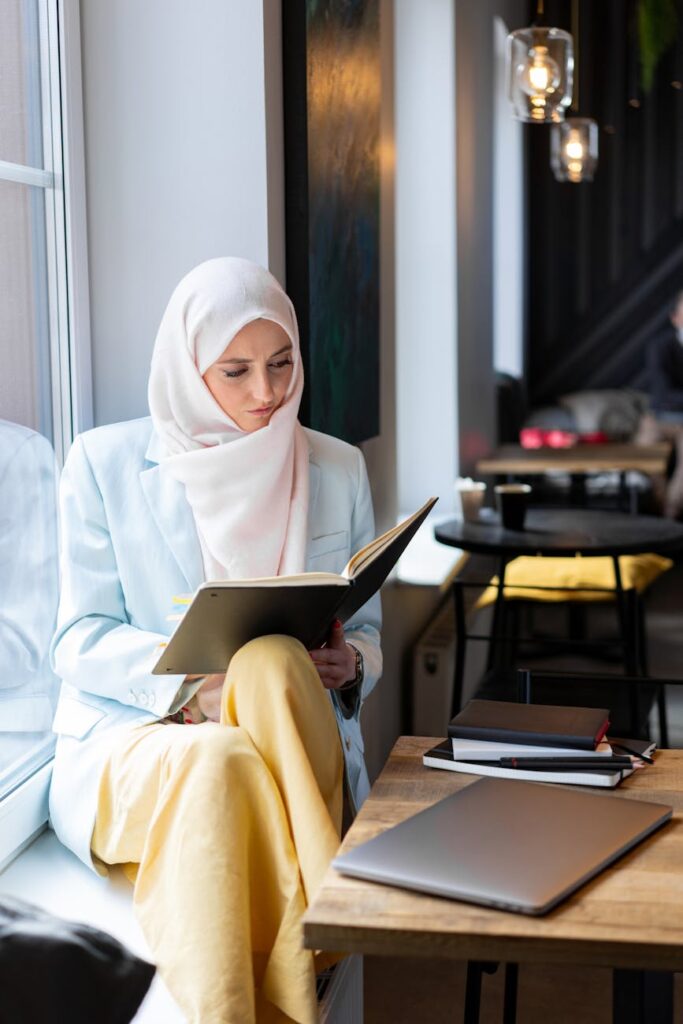 Enhancing Workplace Culture with Emotional Intelligence and Attachment Theory Enhancing Workplace Culture with Emotional Intelligence and Attachment Theory