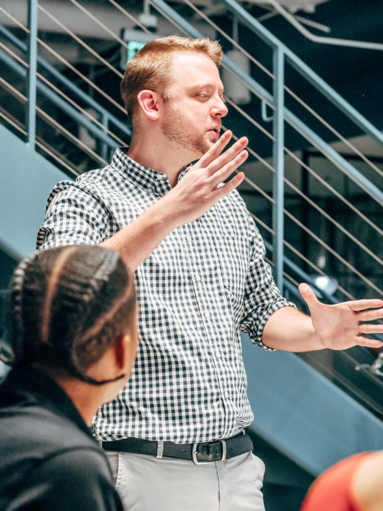 The Role of Leadership in Employee Engagement: Inspiring Your Team to Succeed