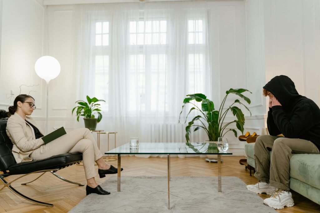 Using Behavioral Psychology to Improve Workplace Communication