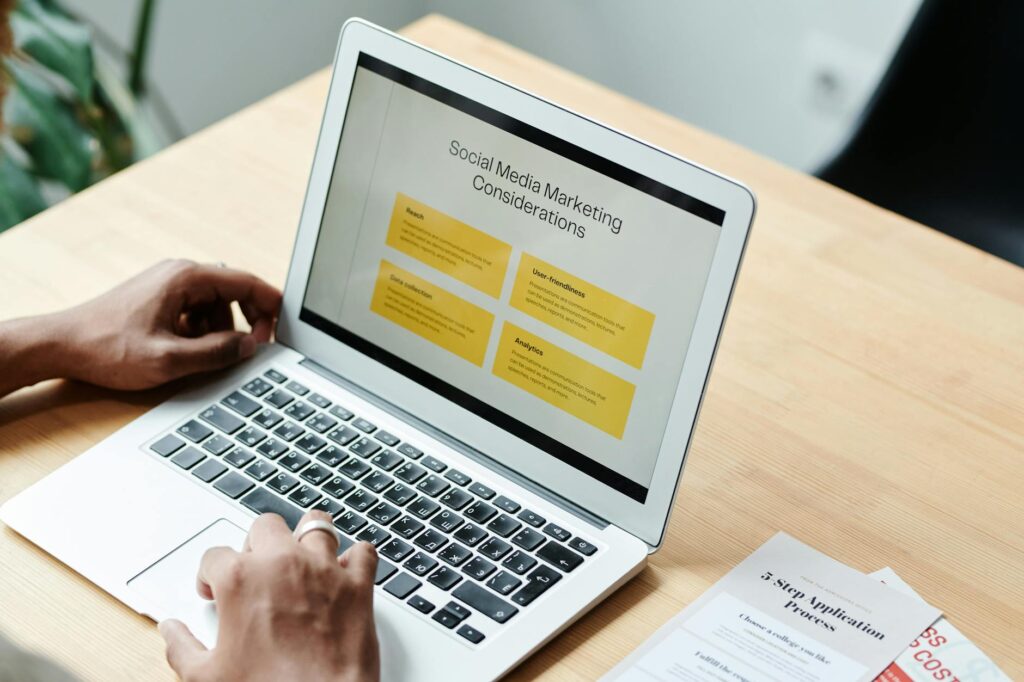 Using Predictive Analytics to Drive HR Strategy Using Predictive Analytics to Drive HR Strategy